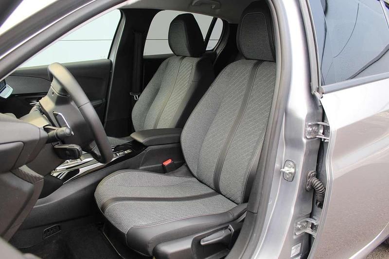 Occasion Peugeot 208 Allure 136 PK (100 kW) 2024 Grijs Hatchback