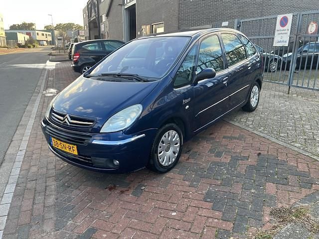 Blauw (metallic) Gebruikt 2006 Citroën Xsara Picasso MPV | € 2.250 (Eerlijke prijs) - Afbeelding 1/4