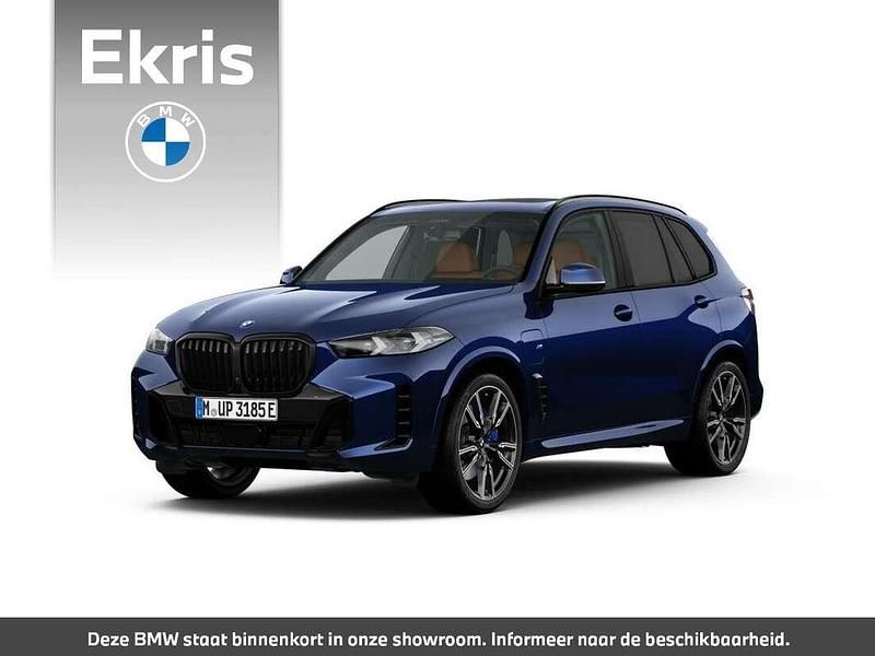 Blauw Nieuw 2025 BMW X5 M Sport SUV | € 138.940 - Afbeelding 1/4