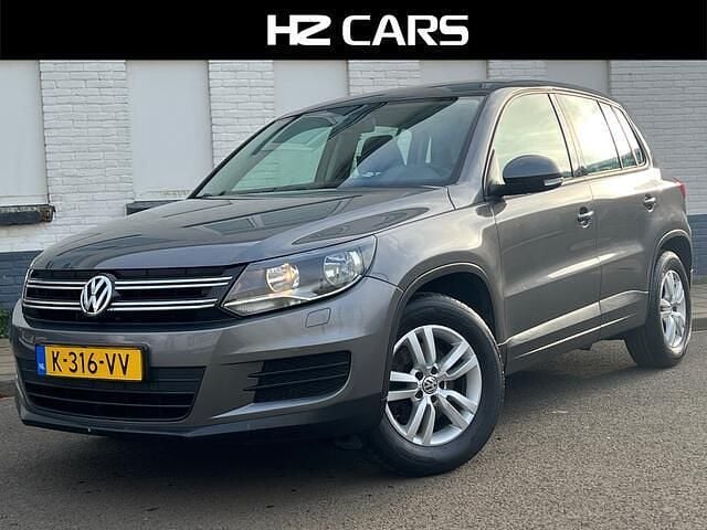 Grijs Gebruikt 2014 VW Tiguan Sport SUV | € 10.745 (Goede deal) - Afbeelding 1/4