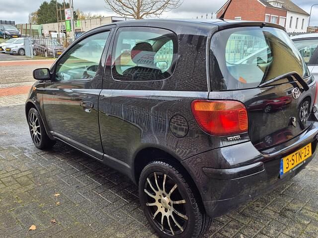 Occasion Toyota Yaris Terra 65 PK (47 kW) 2005 Zwart Hatchback