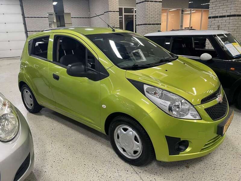 Groen Gebruikt 2012 Chevrolet Spark Hatchback | € 3.250 (Iets duurder) - Afbeelding 1/4