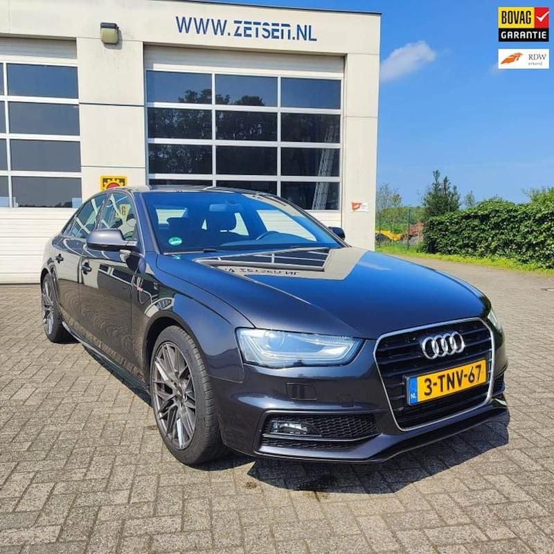 Occasion Audi A4 2014 Grijs (metallic) Sedan