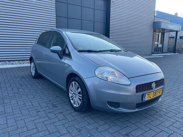 Occasion Fiat Grande Punto Active 77 PK (56 kW) 2008 Grijs Hatchback