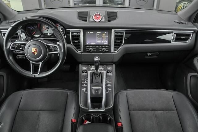 Occasion Porsche Macan Sport 340 PK (250 kW) 2014 Zwart SUV