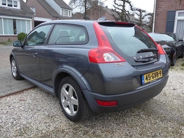 Occasion Volvo C30 101 PK (74 kW) 2008 Grijs (metallic) Hatchback