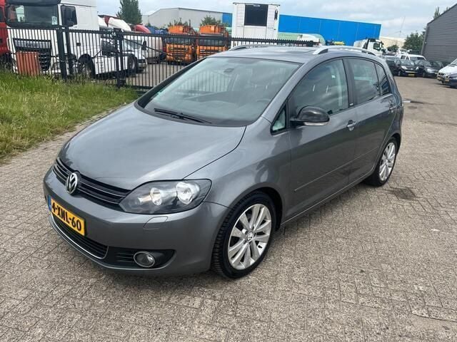 Grijs Gebruikt 2011 VW Golf Plus Highline MPV | € 5.000 (Eerlijke prijs) - Afbeelding 1/4