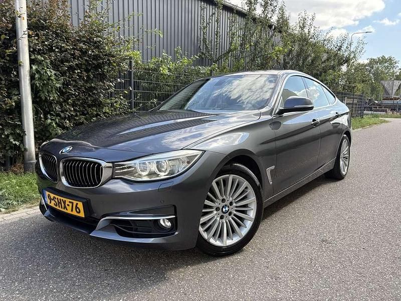 Grijs Gebruikt 2013 BMW 320 Gran Turismo Executive Hatchback | € 13.950 (Goede deal) - Afbeelding 1/4
