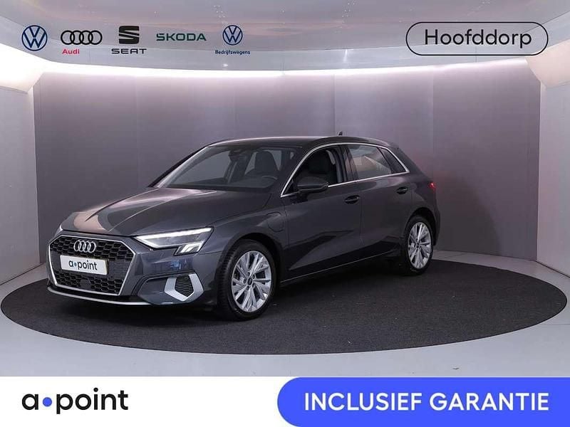 Occasion Audi A3 Sportback e-tron Advanced 204 PK (150 kW) 2024 Grijs (metallic) Hatchback
