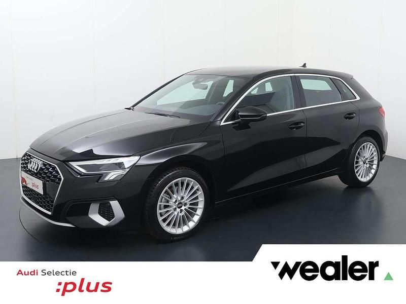 Zwart Gebruikt 2021 Audi A3 Sportback Advanced Hatchback | € 25.940 (Eerlijke prijs) - Afbeelding 1/4