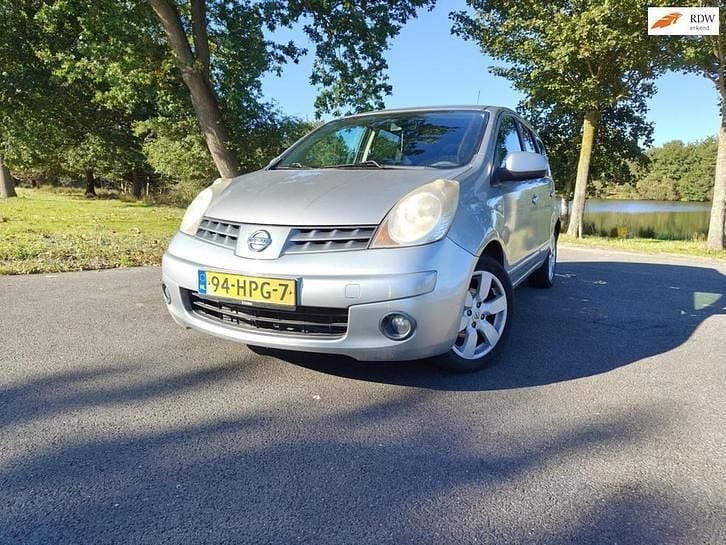 Grijs Occasion 2009 Nissan Note Pack MPV | € 1.250 - Afbeelding 1/4