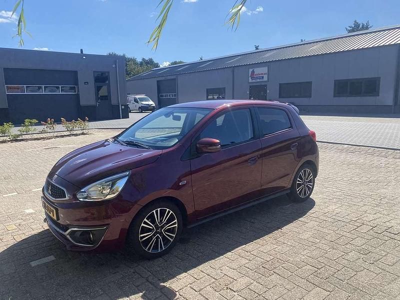 Occasion Mitsubishi Space Star Instyle 80 PK (58 kW) 2018 Rood Hatchback