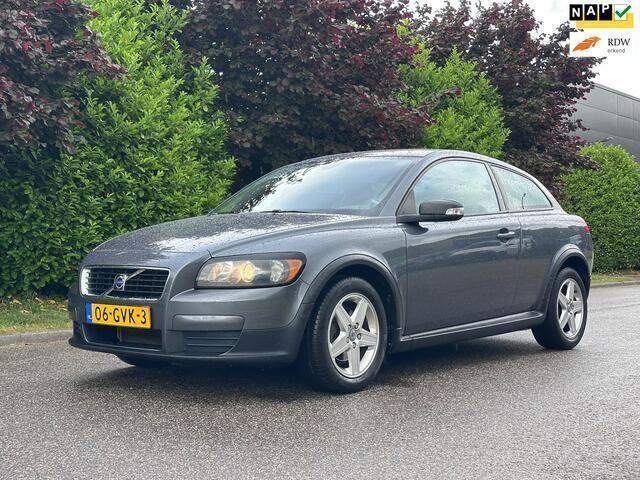 Grijs Occasion 2008 Volvo C30 Hatchback | € 4.950 (Eerlijke prijs) - Afbeelding 1/4