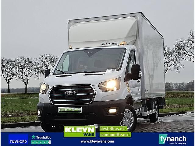 Wit Nieuw 2025 Ford E-Transit Van | € 49.850 - Afbeelding 1/3
