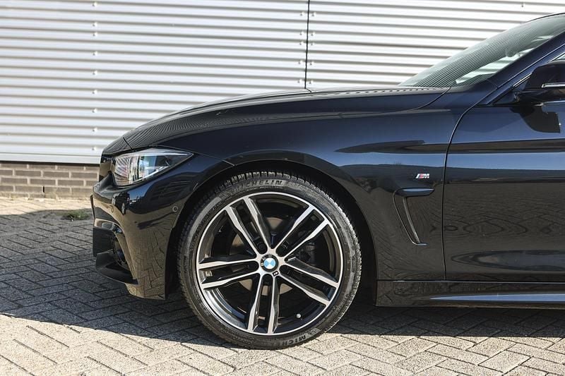 Occasion BMW 418 Executive 136 PK (100 kW) 2021 Zwart Coupé