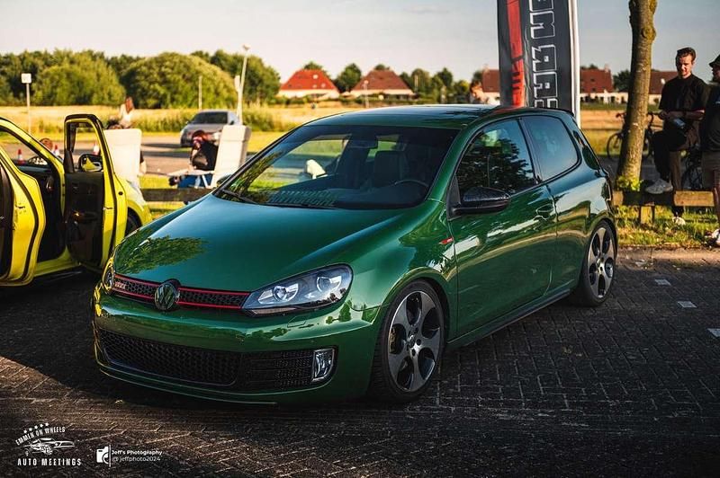 Groen Gebruikt 2010 VW Golf VI GTI Stationwagen | € 15.500 - Afbeelding 1/4