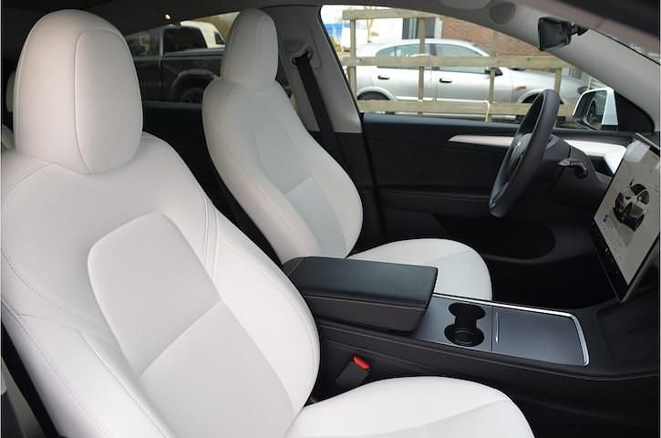 Occasion Tesla Model Y RWD 250 kW (340 PK) 2023 Wit (parellak) SUV