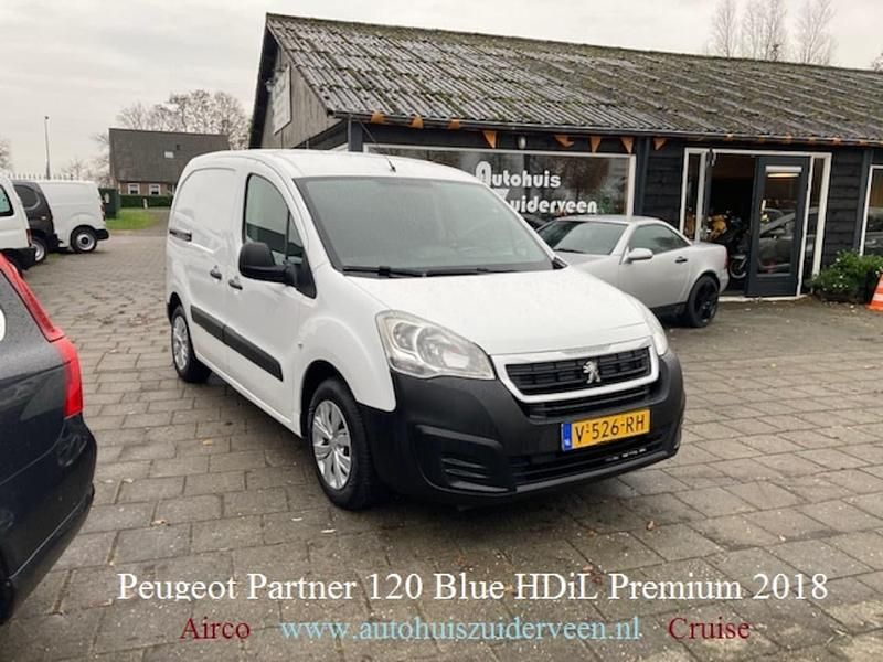 Wit Gebruikt 2018 Peugeot Partner Premium Van | € 5.999 (Goede deal) - Afbeelding 1/3