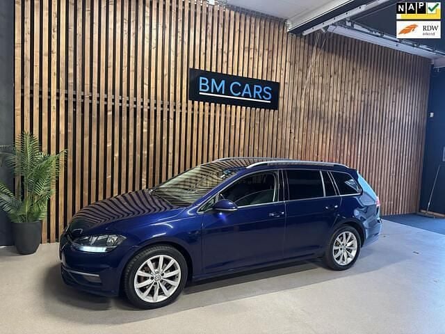 Blauw Occasion 2017 VW Golf VII Highline Stationwagen | € 9.799 (Super prijs) - Afbeelding 1/4