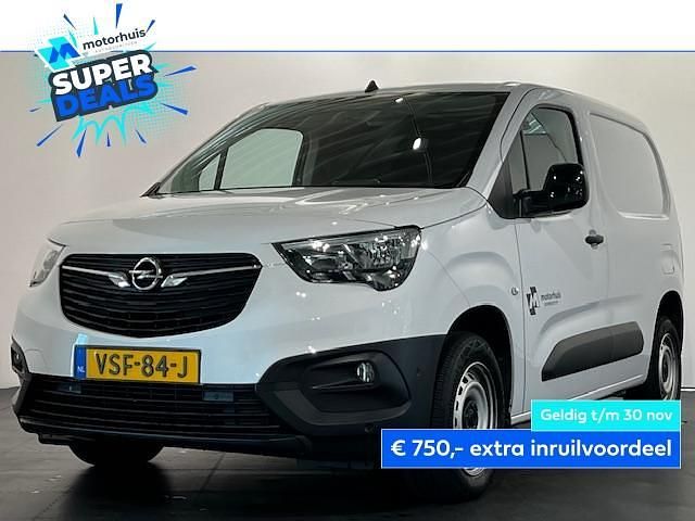 Wit Gebruikt 2022 Opel Combo Edition MPV | € 14.945 (Eerlijke prijs) - Afbeelding 1/4