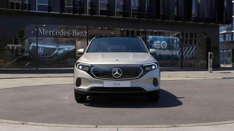 Occasion Mercedes EQA250+ Business 140 kW (191 PK) 2023 Grijs (metallic) SUV