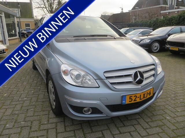 Occasion Mercedes B180 Business 116 PK (85 kW) 2010 Blauw, metallic lak MPV