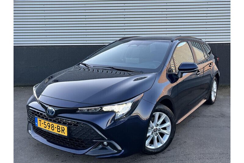 Gebruikt 2023 Toyota Corolla Active Stationwagen | € 27.749 - Afbeelding 1/1