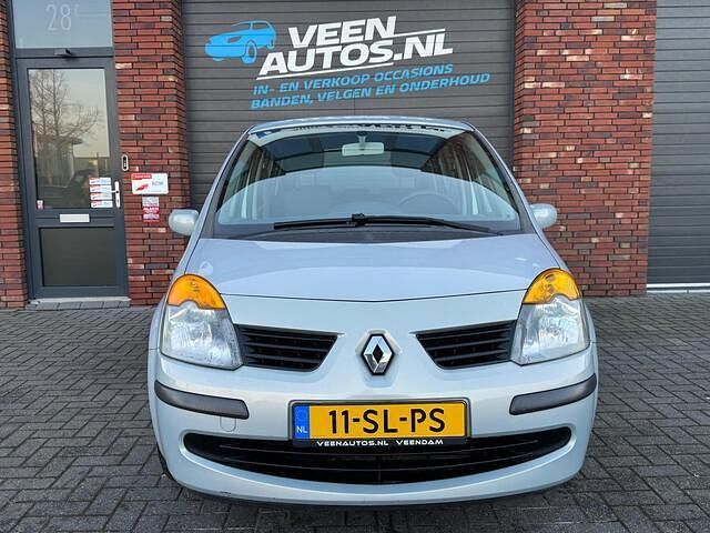 Occasion Renault Modus Komfort 75 PK (55 kW) 2005 Grijs MPV