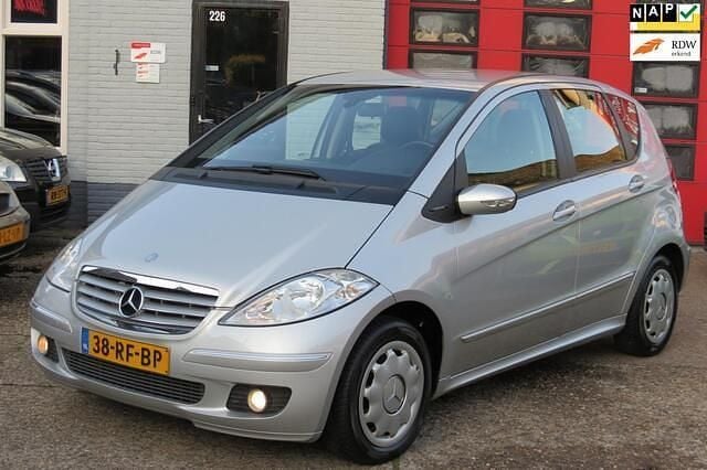 Grijs Gebruikt 2005 Mercedes A170 Elegance MPV | € 3.850 (Eerlijke prijs) - Afbeelding 1/4