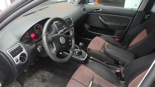 Occasion VW Golf IV 105 PK (77 kW) 2002 Zwart Hatchback