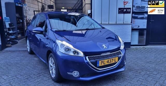 Blauw Gebruikt 2012 Peugeot 208 Allure Hatchback | € 2.850 (Eerlijke prijs) - Afbeelding 1/4
