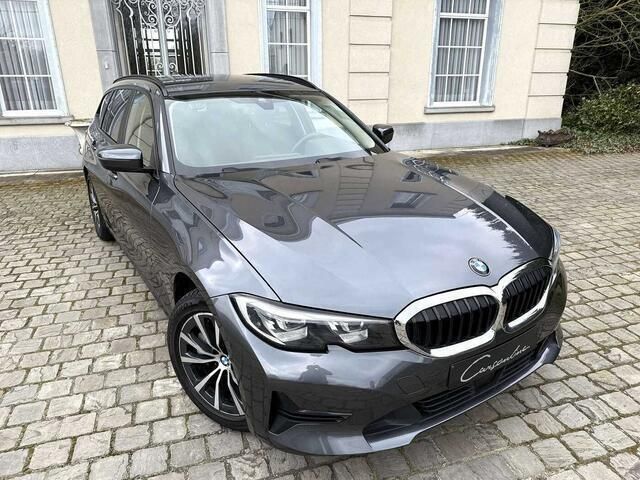 Grijs Gebruikt 2020 BMW 330 Stationwagen | € 25.995 (Goede deal) - Afbeelding 1/4