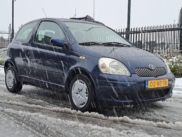 Occasion Toyota Yaris Sol 87 PK (63 kW) 2004 Blauw Hatchback