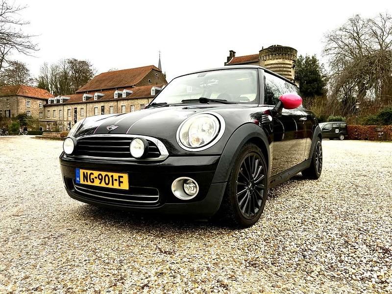 Occasion Mini Cooper Pepper 75 PK (55 kW) 2009 Zwart Hatchback