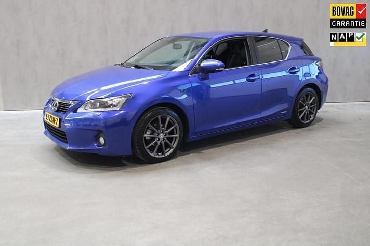 Blauw Occasion 2012 Lexus CT200h Hatchback | € 8.495 (Eerlijke prijs) - Afbeelding 1/4