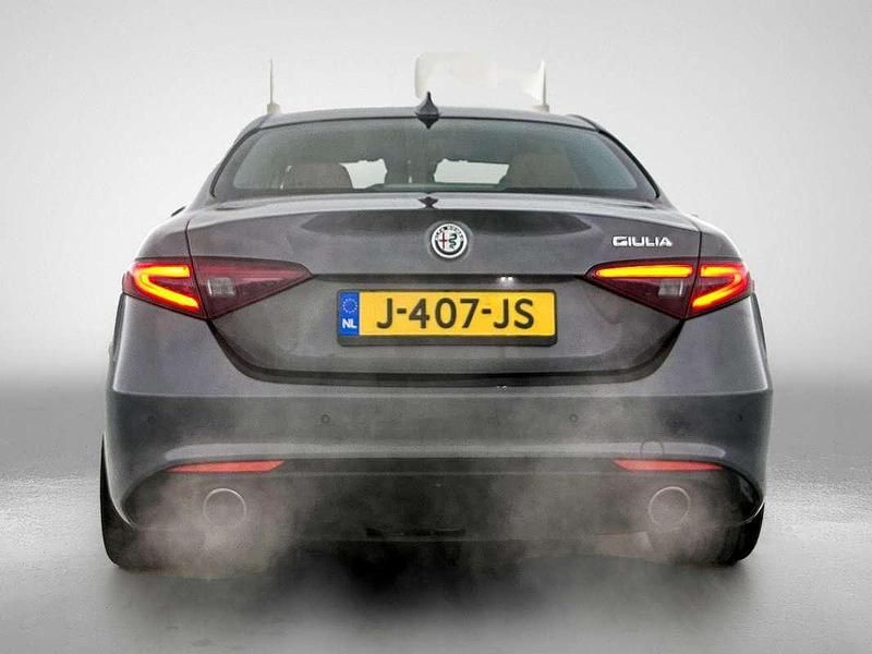 Occasion Alfa Romeo Giulia Super 200 PK (147 kW) 2018 Grijs Sedan