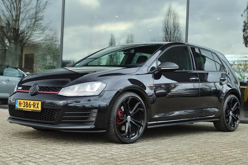 Zwart Gebruikt 2014 VW Golf VII GTI Hatchback | € 13.450 (Goede deal) - Afbeelding 1/4