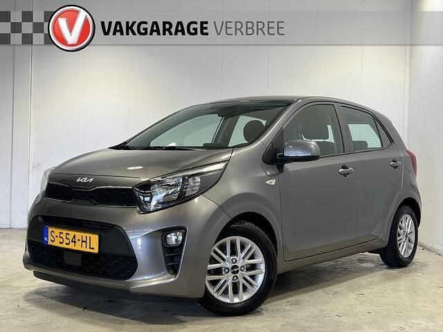 Grijs Occasion 2023 Kia Picanto Hatchback | € 13.940 (Eerlijke prijs) - Afbeelding 1/4