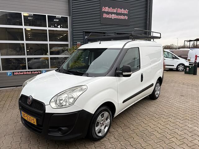 Wit Gebruikt 2013 Fiat Doblò MPV | € 3.995 (Iets duurder) - Afbeelding 1/4