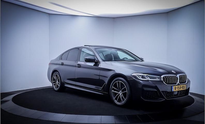 Occasion BMW 520 M Sport 184 PK (135 kW) 2021 Grijs Sedan