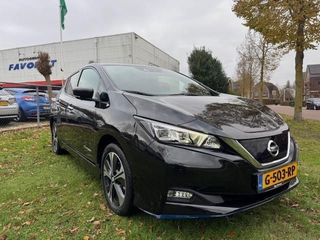 Zwart Gebruikt 2019 Nissan Leaf N-Connecta Hatchback | € 14.400 (Eerlijke prijs) - Afbeelding 1/4