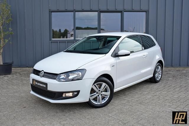 Wit Gebruikt 2013 VW Polo Highline Hatchback | € 7.250 (Eerlijke prijs) - Afbeelding 1/4