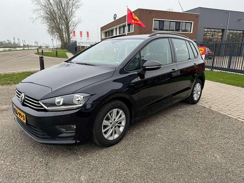 Gebruikt 2015 VW Golf VII Highline Stationwagen | € 9.950 (Super prijs) - Afbeelding 1/4