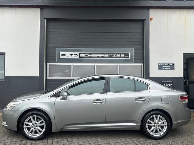 Occasion Toyota Avensis Business Edition 152 PK (111 kW) 2011 Grijs Sedan
