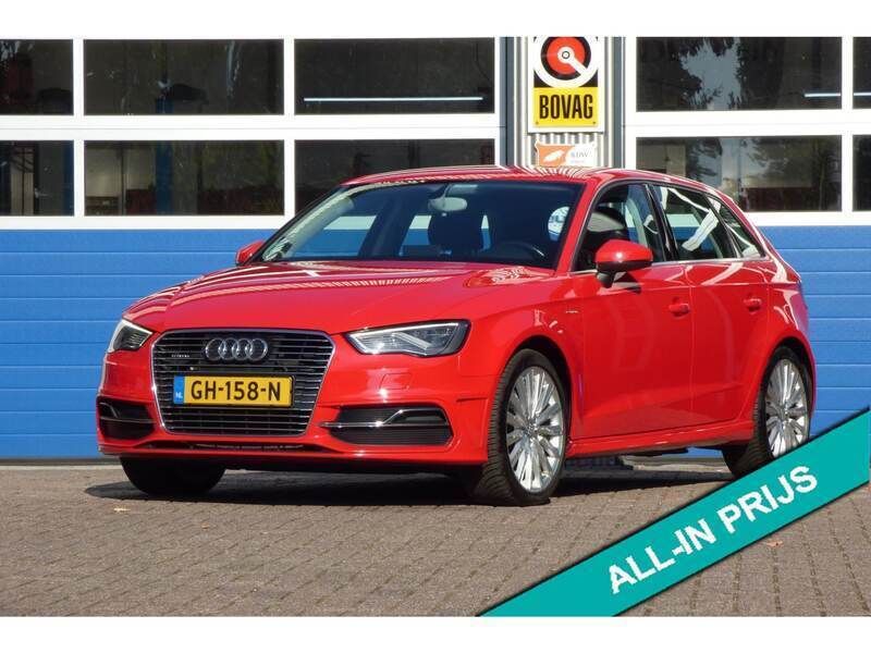 Rood Gebruikt 2015 Audi A3 Ambition Hatchback | € 12.950 (Goede deal) - Afbeelding 1/4