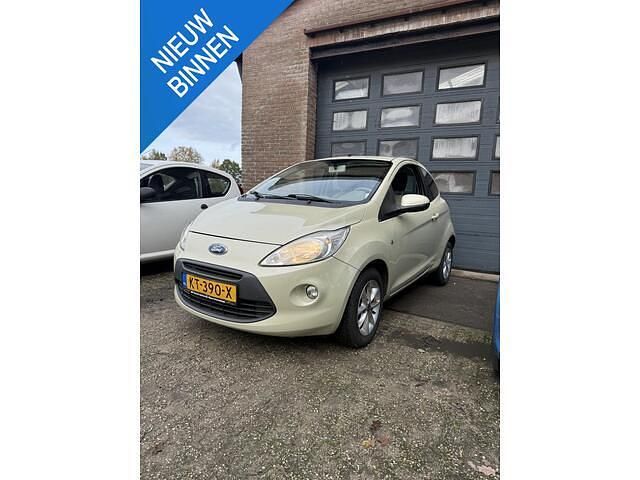 Groen Gebruikt 2009 Ford Ka Titanium Hatchback | € 2.399 (Eerlijke prijs) - Afbeelding 1/4