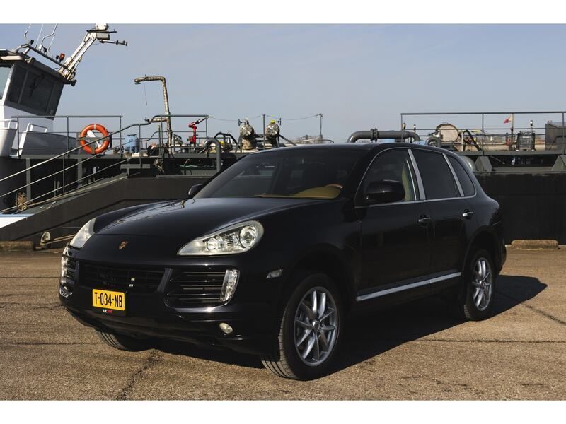 Zwart Gebruikt 2007 Porsche Cayenne SUV | € 16.950 - Afbeelding 1/4