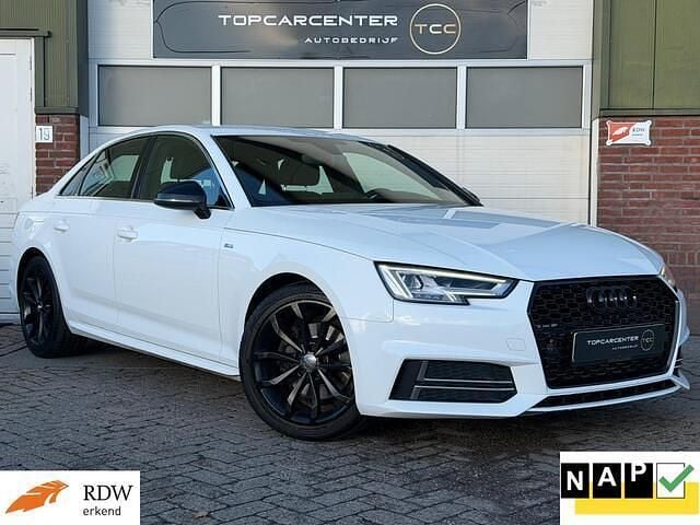 Wit Occasion 2018 Audi A4 S-Line Sedan | € 17.399 (Goede deal) - Afbeelding 1/4