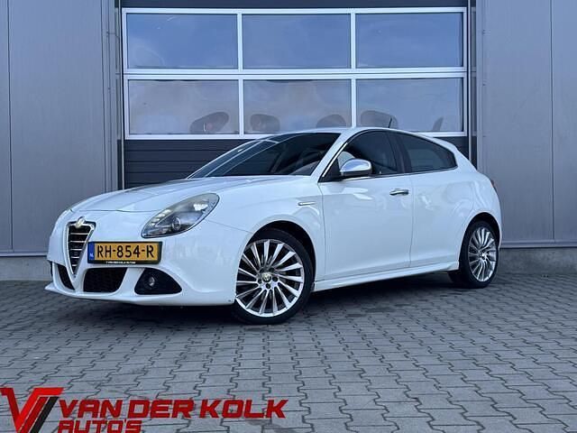 Occasion Alfa Romeo Giulietta Business 170 PK (125 kW) 2012 Wit Hatchback