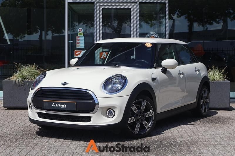 Wit Gebruikt 2020 Mini ONE Hatchback | € 17.700 (Eerlijke prijs) - Afbeelding 1/4